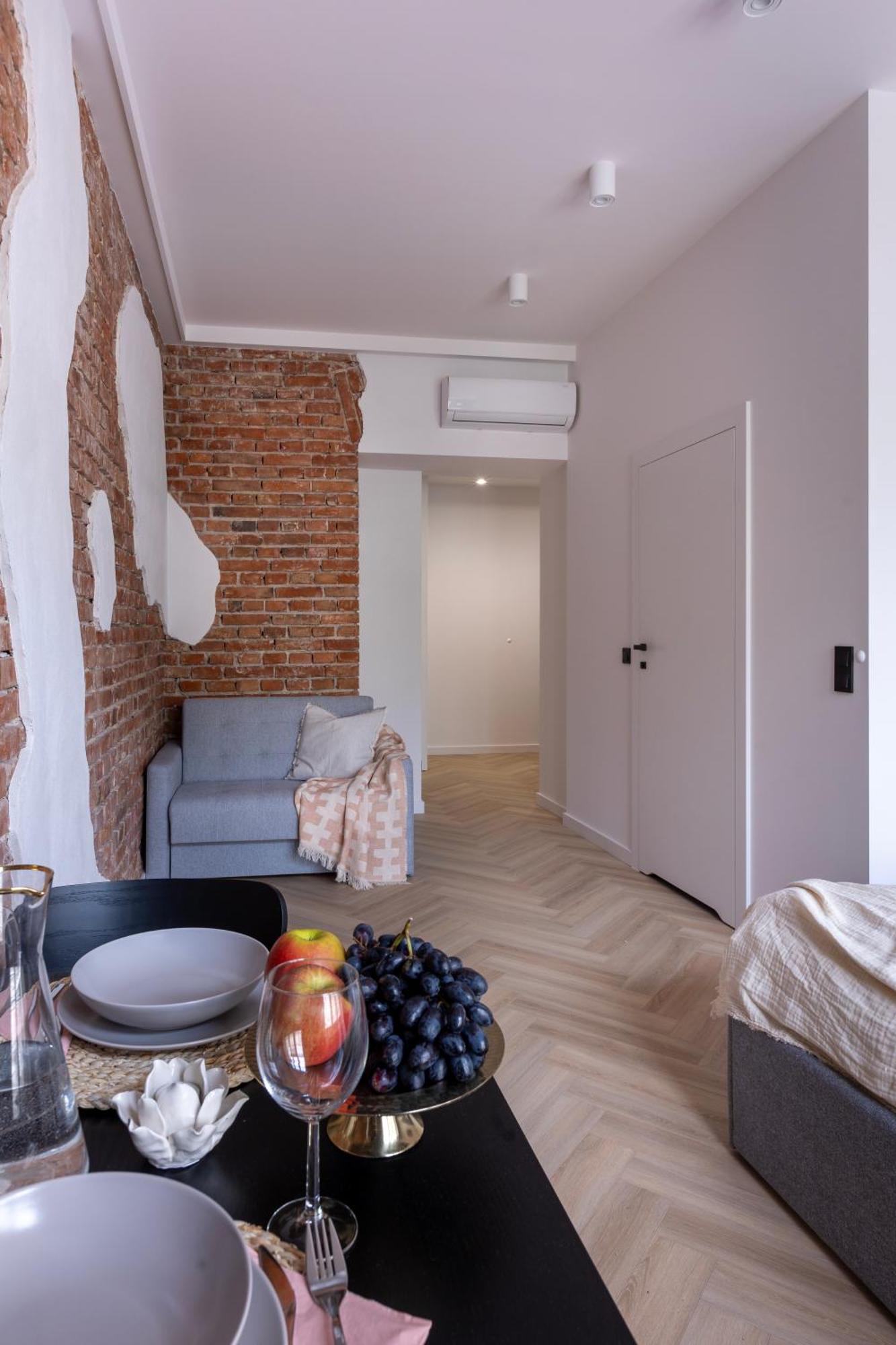 Melody Apartments City Centrum Cracóvia Exterior foto